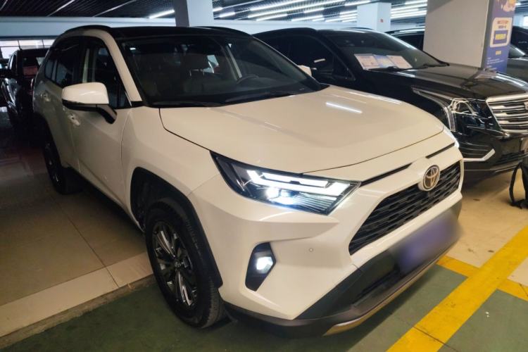 Used Toyota RAV4 2023 2.0L CVT Two-Wheel Drive Fashion Plus Edition Front Right 45 Deg