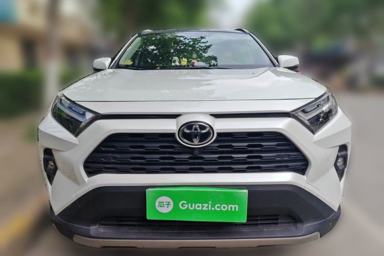 Used Toyota RAV4 2023 2.0L CVT Two-Wheel Drive 20th Anniversary Platinum Edition Front
