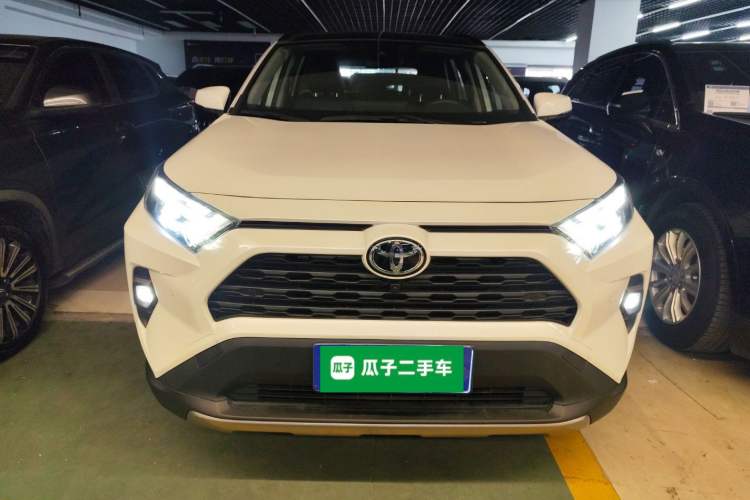 Used Toyota RAV4 2023 2.0L CVT Two-Wheel Drive Fashion Plus Edition Front