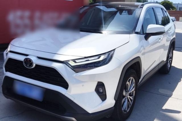 Używany Toyota RAV4 2023 2.0L CVT Two-Wheel Drive Fashion Plus Edition