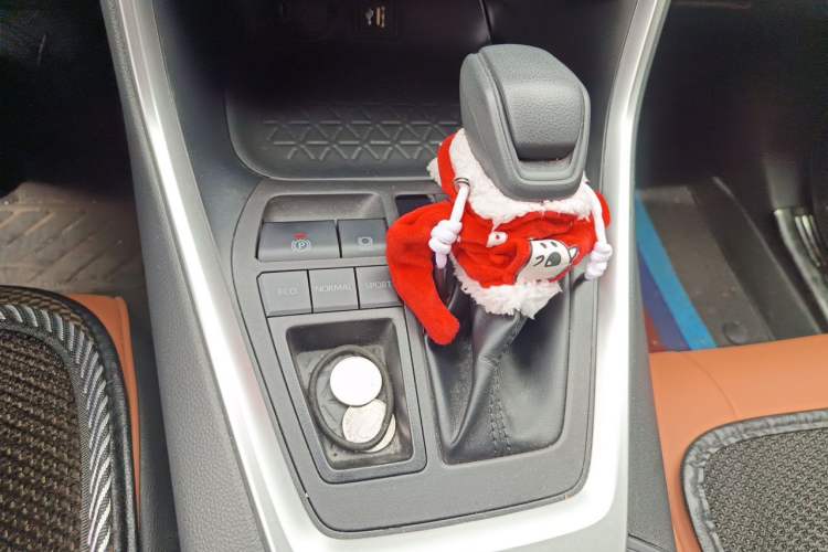 Used Toyota RAV4 2023 2.0L CVT Two-Wheel Drive Urban Edition Gear Lever