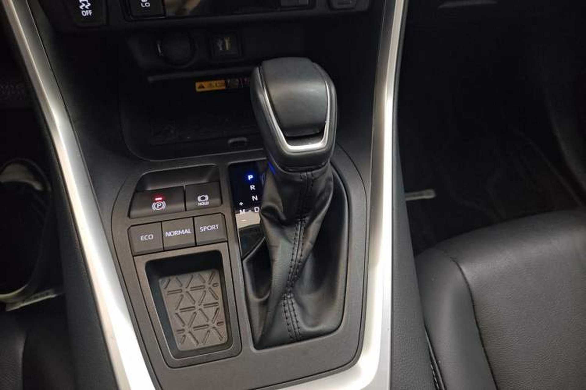 Used Toyota RAV4 2023 2.0L CVT Two-Wheel Drive 20th Anniversary Platinum Edition Gear Lever