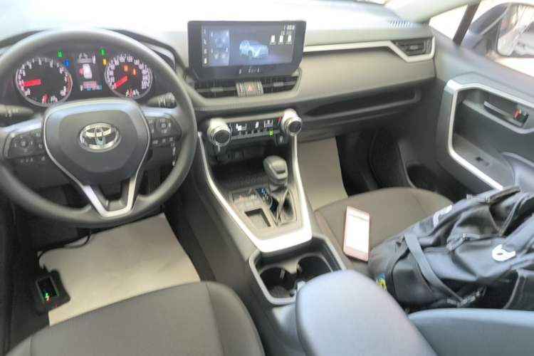 Used Toyota RAV4 2023 2.0L CVT Two-Wheel Drive Urban Edition Gear Lever