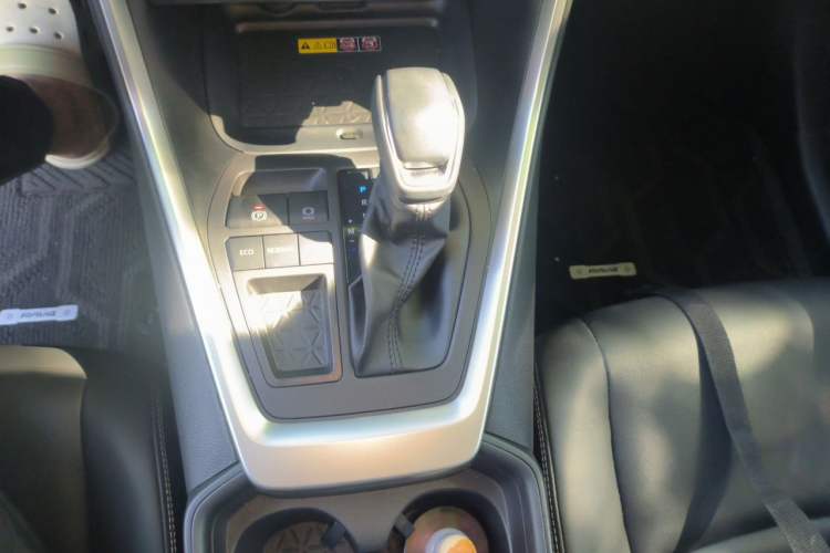 Used Toyota RAV4 2023 2.0L CVT Two-Wheel Drive 20th Anniversary Platinum Edition Gear Lever