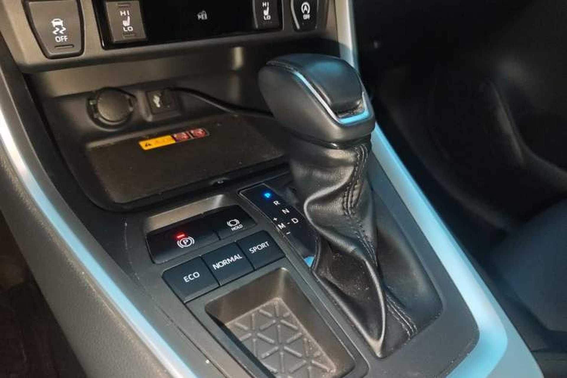 Used Toyota RAV4 2023 2.0L CVT Two-Wheel Drive 20th Anniversary Platinum Edition Gear Lever
