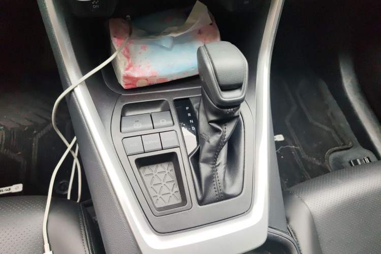 Used Toyota RAV4 2023 2.0L CVT Two-Wheel Drive Urban Edition Gear Lever