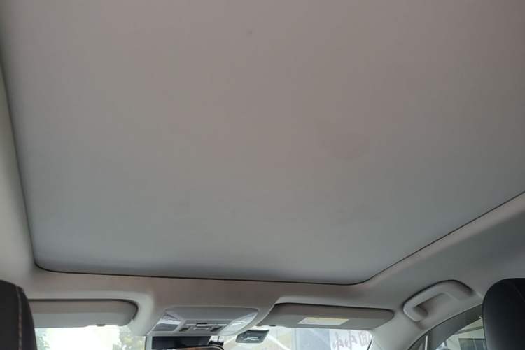 Used Toyota RAV4 2023 2.0L CVT Two-Wheel Drive Fashion Plus Edition Headliner