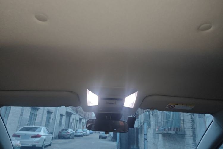 Used Toyota RAV4 2023 2.0L CVT Two-Wheel Drive Urban Edition Headliner