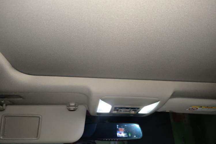 Used Toyota RAV4 2023 2.0L CVT Two-Wheel Drive Fashion Plus Edition Headliner