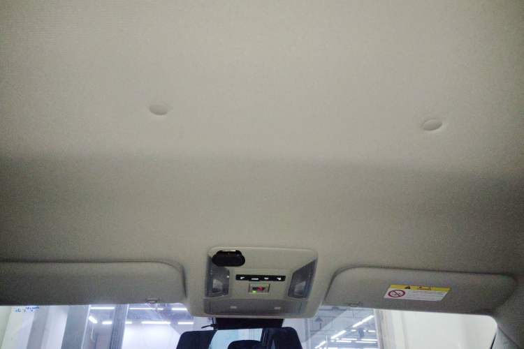 Used Toyota RAV4 2023 2.0L CVT Two-Wheel Drive Urban Edition Headliner