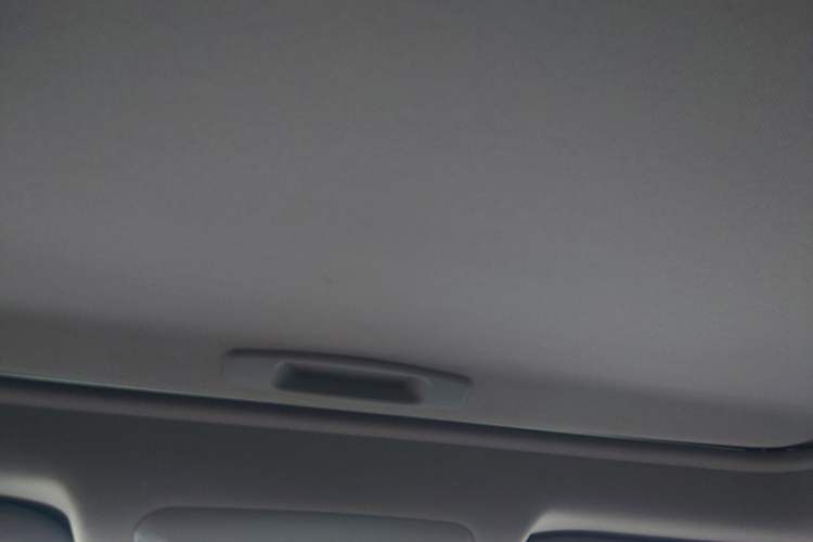 Used Toyota RAV4 2023 2.0L CVT Two-Wheel Drive Fashion Edition Headliner