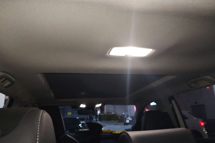 Used Toyota RAV4 2023 2.0L CVT Two-Wheel Drive 20th Anniversary Platinum Edition Headliner