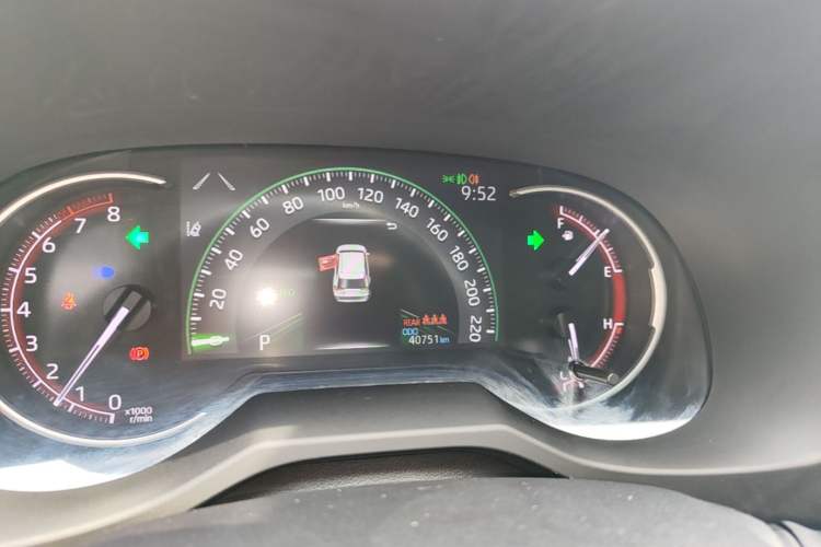 Used Toyota RAV4 2023 2.0L CVT Two-Wheel Drive Fashion Edition Instrument Cluster