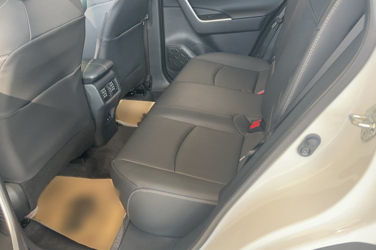 Used Toyota RAV4 2023 2.0L CVT Two-Wheel Drive 20th Anniversary Platinum Edition Interior 1