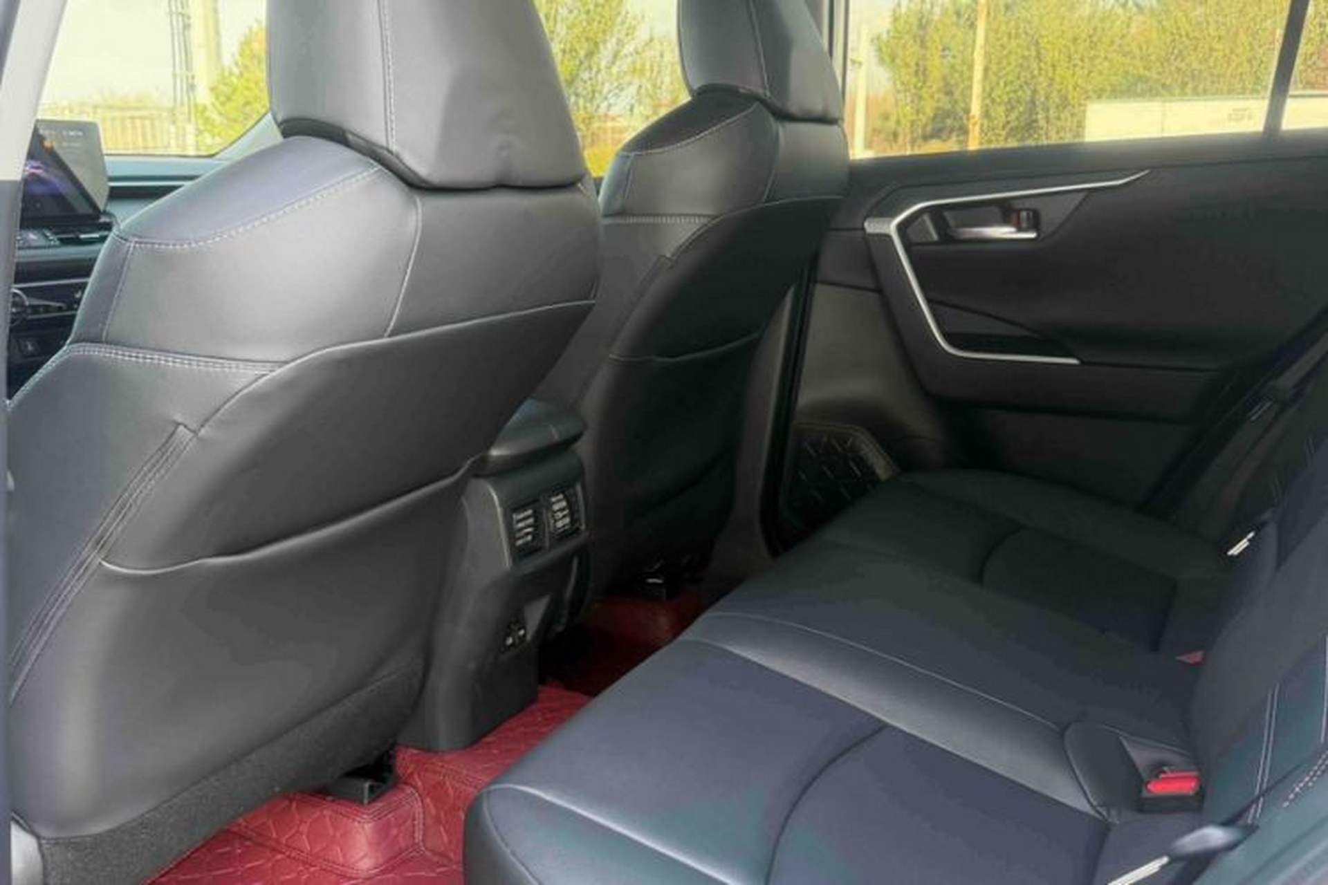 Used Toyota RAV4 2023 2.0L CVT Two-Wheel Drive Fashion Plus Edition Interior 1