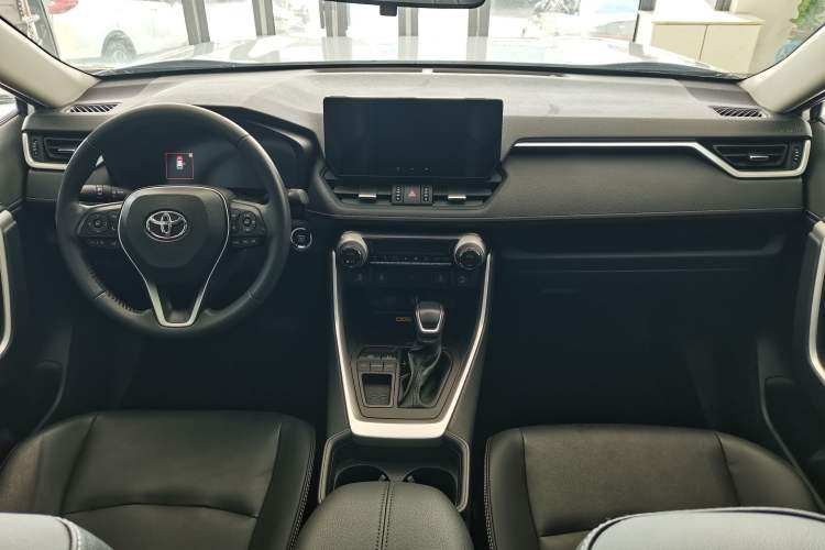 Used Toyota RAV4 2023 2.0L CVT Two-Wheel Drive Fashion Plus Edition Interior 1