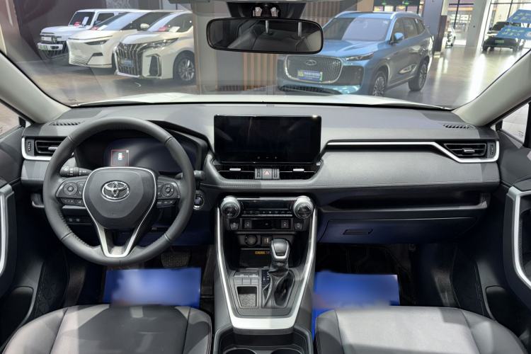 Used Toyota RAV4 2023 2.0L CVT Two-Wheel Drive Fashion Plus Edition Interior 1