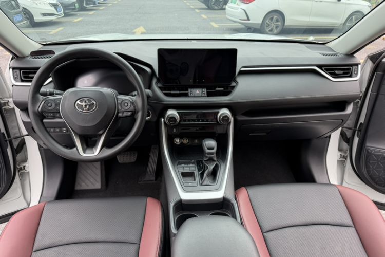 Used Toyota RAV4 2023 Dual-Motor 2.5L E-CVT Two-Wheel Drive Elite Edition Interior 2