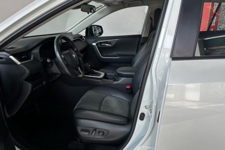 Used Toyota RAV4 2023 2.0L CVT 4x4 Explorer Plus Edition Interior 3
