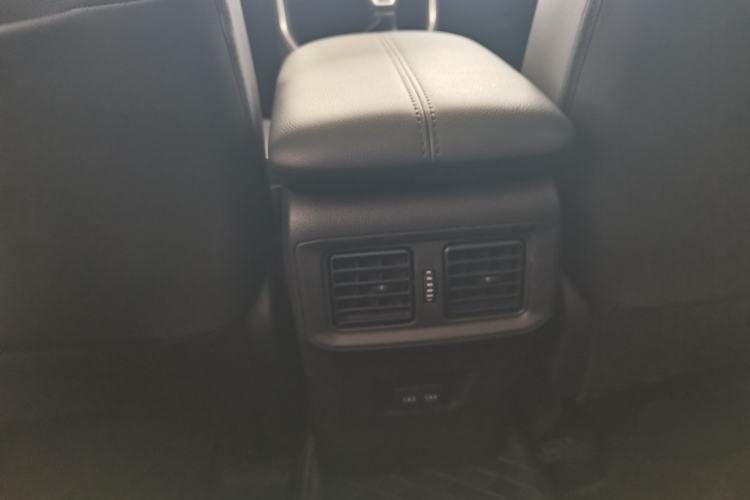 Used Toyota RAV4 2023 2.0L CVT Two-Wheel Drive Fashion Plus Edition Interior 5