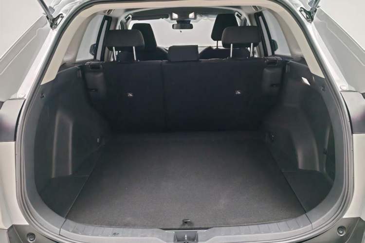 Used Toyota RAV4 2023 2.0L CVT Two-Wheel Drive Urban Edition Interior 5