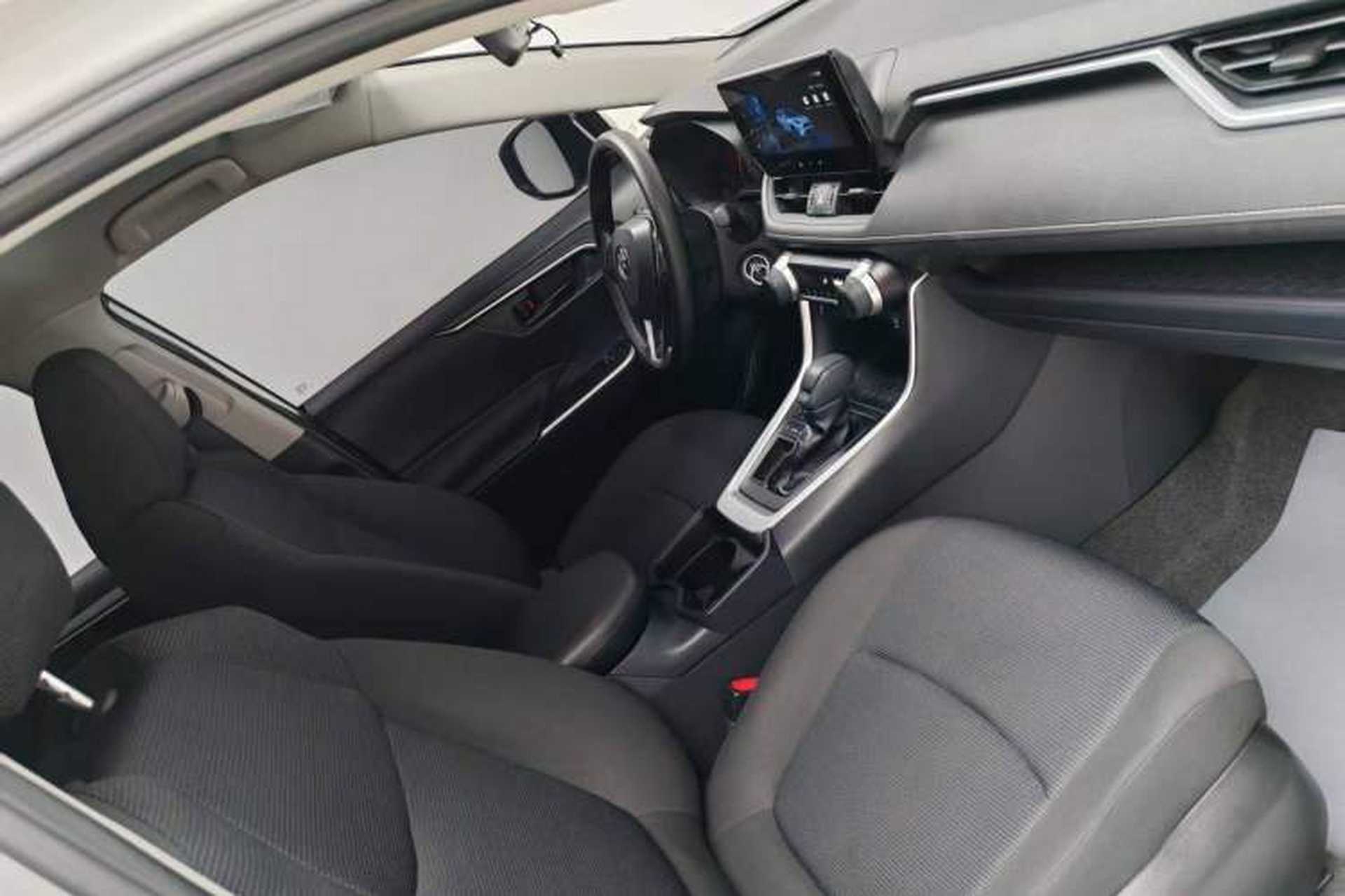 Used Toyota RAV4 2023 2.0L CVT Two-Wheel Drive Urban Edition Interior 6