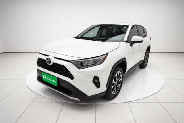 Used Toyota RAV4 2023 2.0L CVT Two-Wheel Drive Fashion Edition