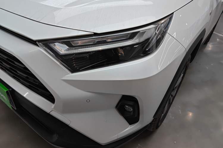 Used Toyota RAV4 2023 Dual-Engine 2.5L E-CVT Two-Wheel Drive Elite Plus Edition Left Front Headlight