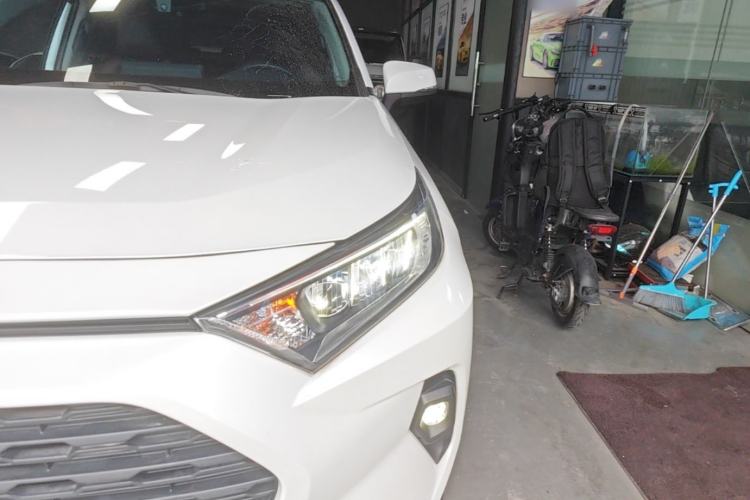 Used Toyota RAV4 2023 Dual-Motor 2.5L E-CVT Two-Wheel Drive Elite Edition Left Front Headlight