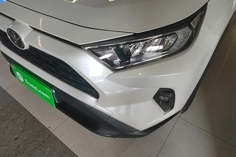 Used Toyota RAV4 2023 2.0L CVT Two-Wheel Drive Urban Edition Left Front Headlight