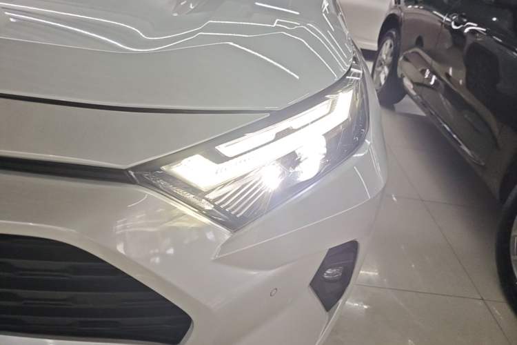Used Toyota RAV4 2023 2.0L CVT Two-Wheel Drive Fashion Plus Edition Left Front Headlight