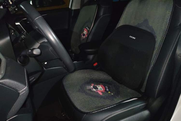 Used Toyota RAV4 2023 2.0L CVT Two-Wheel Drive Fashion Plus Edition Left Front Seat