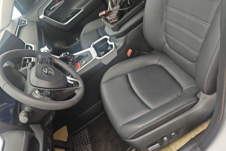 Used Toyota RAV4 2023 2.0L CVT Two-Wheel Drive Fashion Plus Edition Left Front Seat