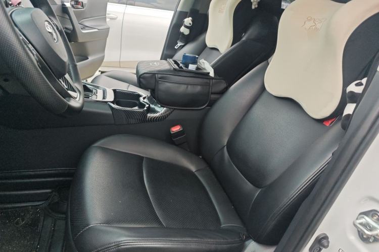 Used Toyota RAV4 2023 Dual-Motor 2.5L E-CVT Two-Wheel Drive Elite Edition Left Front Seat