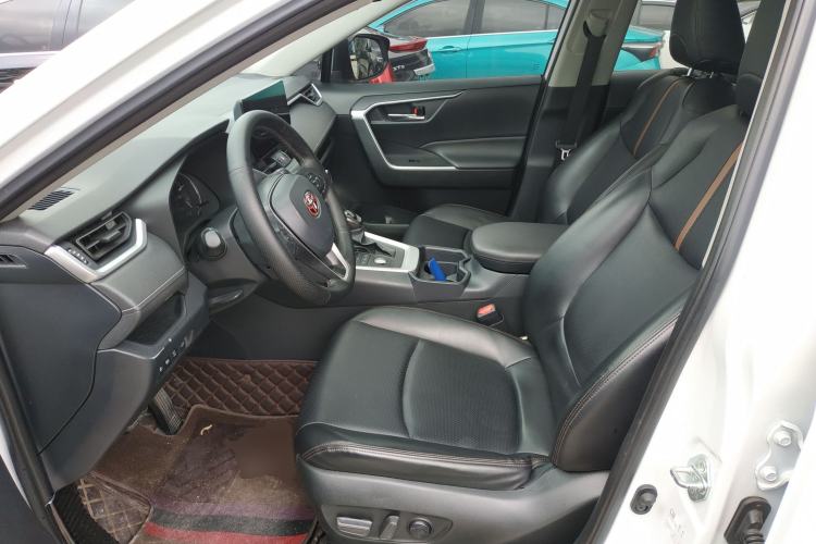 Used Toyota RAV4 2023 2.0L CVT 4x4 Adventure Edition Left Front Seat