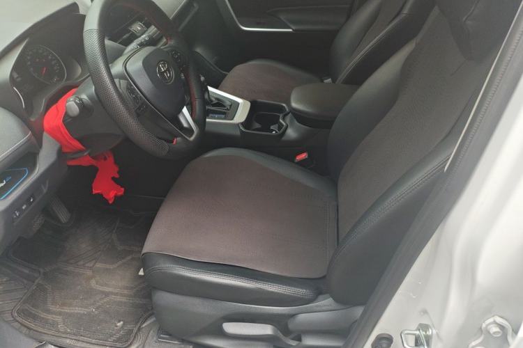 Used Toyota RAV4 2023 2.0L CVT Two-Wheel Drive Urban Edition Left Front Seat