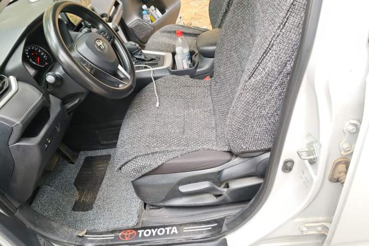 Used Toyota RAV4 2023 2.0L CVT Two-Wheel Drive Urban Edition Left Front Seat