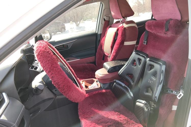 Used Toyota RAV4 2023 Dual-Motor 2.5L E-CVT Two-Wheel Drive Elite Edition Left Front Seat