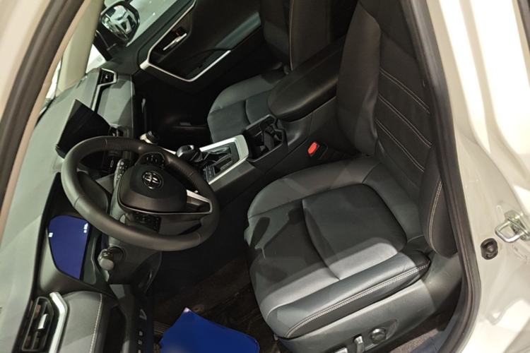 Used Toyota RAV4 2023 2.0L CVT Two-Wheel Drive Fashion Plus Edition Left Front Seat