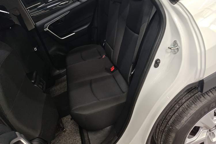 Used Toyota RAV4 2023 2.0L CVT Two-Wheel Drive Urban Edition Left Rear Seat