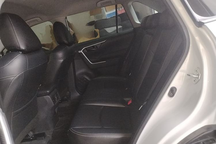 Used Toyota RAV4 2023 2.0L CVT Two-Wheel Drive Urban Edition Left Rear Seat