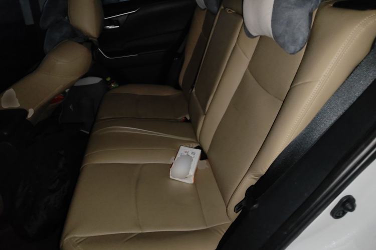 Used Toyota RAV4 2023 2.0L CVT Two-Wheel Drive Fashion Edition Left Rear Seat