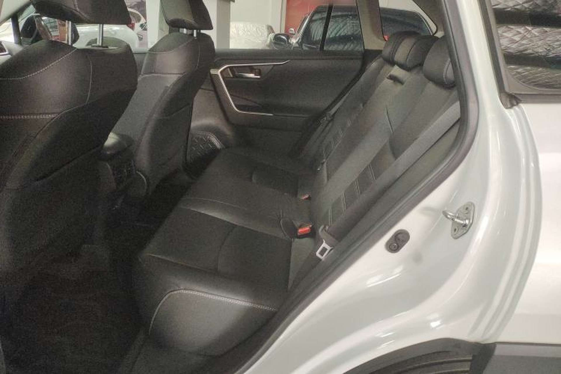 Used Toyota RAV4 2023 2.0L CVT Two-Wheel Drive 20th Anniversary Platinum Edition Left Rear Seat