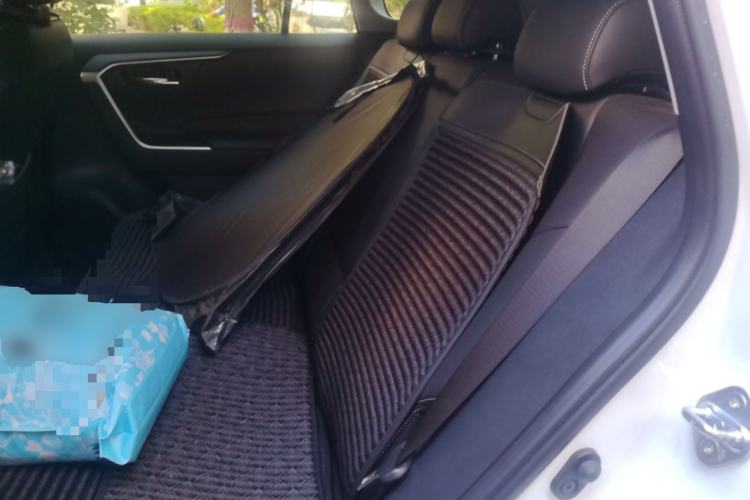 Used Toyota RAV4 2023 2.0L CVT Two-Wheel Drive Fashion Edition Left Rear Seat