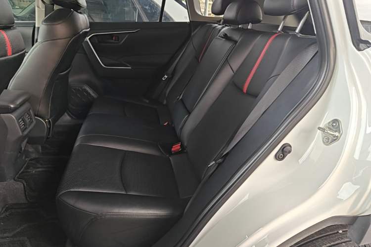Used Toyota RAV4 2023 2.0L CVT Two-Wheel Drive Urban Edition Left Rear Seat