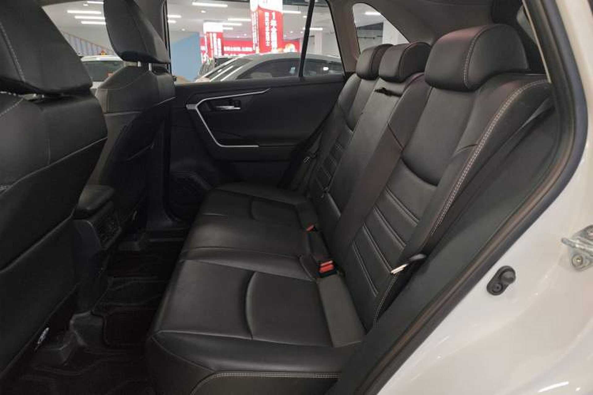 Used Toyota RAV4 2023 2.0L CVT Two-Wheel Drive 20th Anniversary Platinum Edition Left Rear Seat
