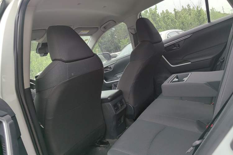 Used Toyota RAV4 2023 2.0L CVT Two-Wheel Drive Urban Edition Left Rear Seat