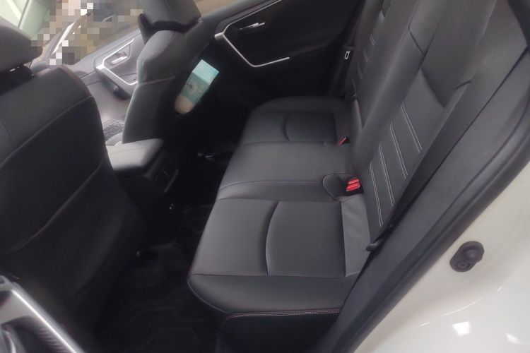 Used Toyota RAV4 2023 2.0L CVT Two-Wheel Drive Fashion Plus Edition Left Rear Seat