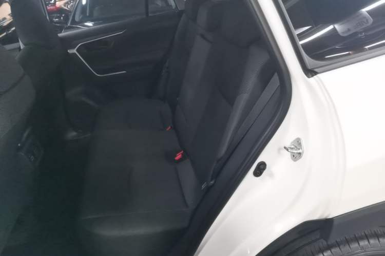 Used Toyota RAV4 2023 2.0L CVT Two-Wheel Drive Urban Edition Left Rear Seat