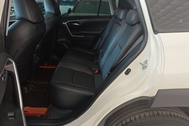 Used Toyota RAV4 2023 2.0L CVT 4x4 Adventure Edition Left Rear Seat